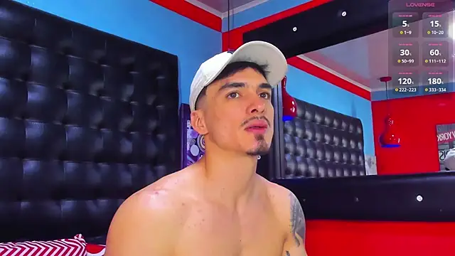 Big ValentinHunk online show from 02.22.26