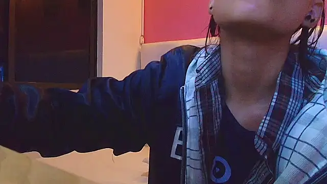 yourcuteneighbourr online show from 02.19.25