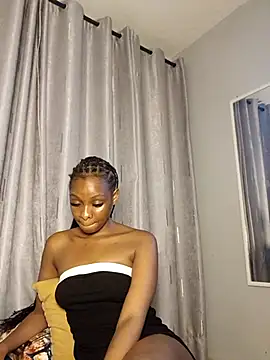 Snapshot of C-yoyo chatting on 02.19.26 C-yoyo online show from 02.19.26