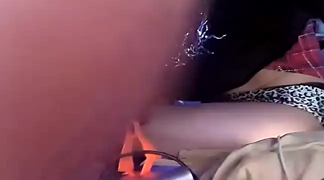 gurlnips online show from 01.27.25