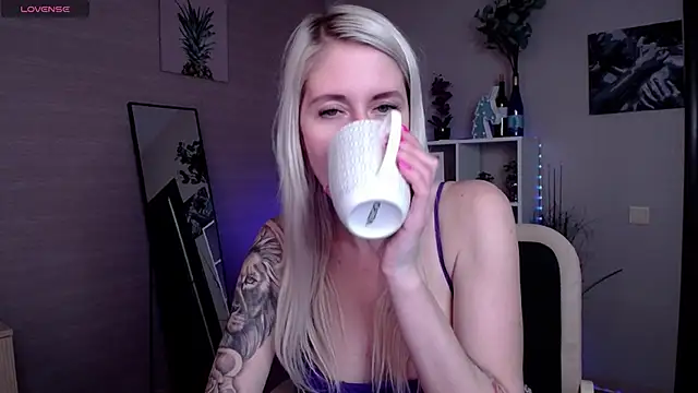 Mermaid N online show from 02.21.25