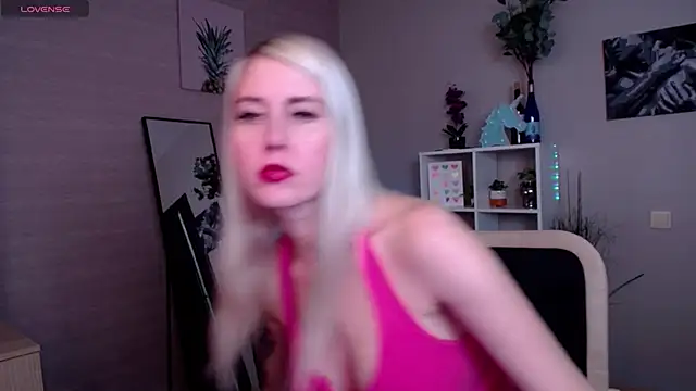 Mermaid N online show from 03.03.25