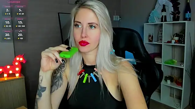 Mermaid N online show from 11.18.25