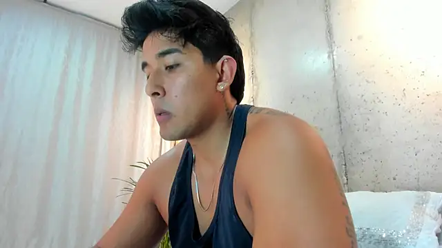 Snapshot of Alan_greek_1 chatting on 02.04.25 Alan greek 1 online show from 02.04.25