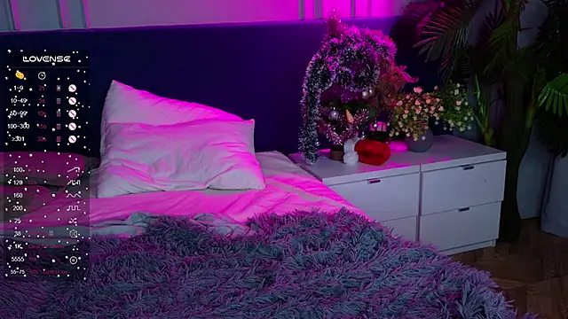 Liv Fay online show from 12.24.24