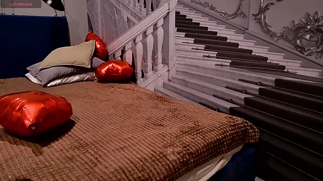 Liv Fay online show from 02.19.25