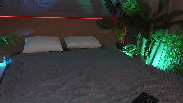 Liv Fay online show from 03.13.25