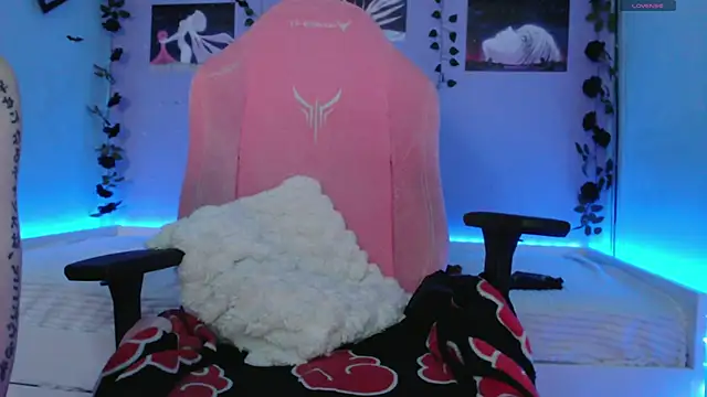 Scarlettsrorm online show from 03.23.25