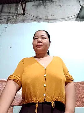 Queen 18200 online show from 12.17.25