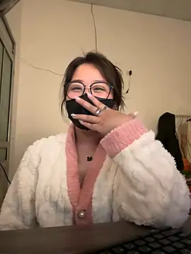 Snapshot of Jenni_nana chatting on 12.21.24 Jenni nana online show from 12.21.24