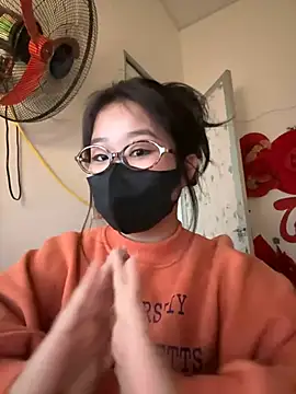 Snapshot of Jenni_nana chatting on 01.01.25 Jenni nana online show from 01.01.25