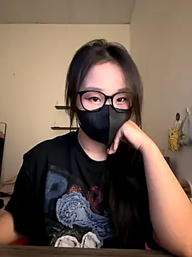 Snapshot of Jenni_nana chatting on 10.15.25 Jenni nana online show from 10.15.25