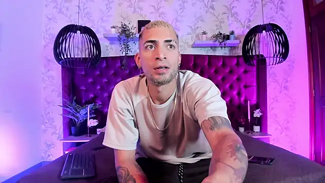 DrakeNeumann online show from 04.06.26