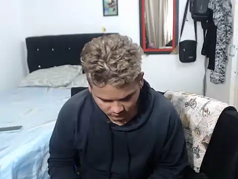 Boycuriousxxx online show from 10.05.25