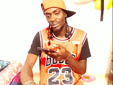 Snapshot of phillip-hot chatting on 01.27.25 phillip-hot online show from 01.27.25