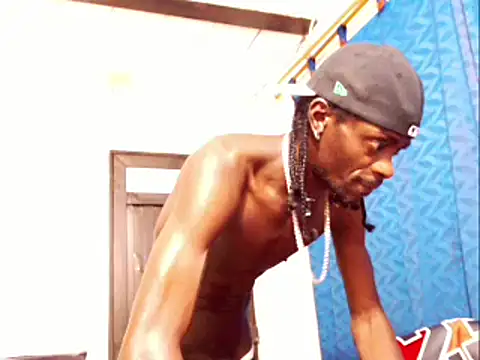 Snapshot of phillip-hot chatting on 01.28.25 phillip-hot online show from 01.28.25