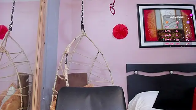 Snapshot of Miranda_doll_ chatting on 02.17.25 Miranda doll online show from 02.17.25