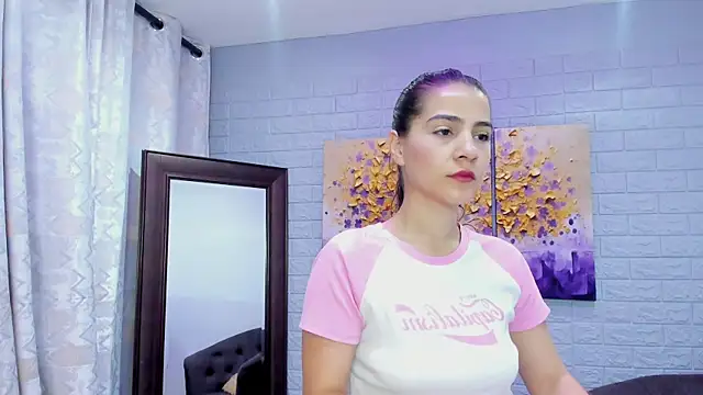 Snapshot of Miranda_doll_ chatting on 09.13.25 Miranda doll online show from 09.13.25