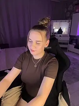 Lexi noah online show from 09.21.25