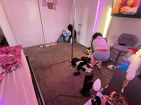 Onlypawzz online show from 02.25.26