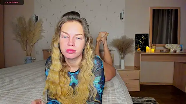 Jeanne Williams online show from 01.24.25