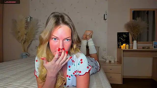 Jeanne Williams online show from 01.30.25