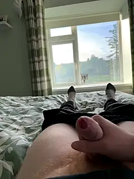 boholad8 online show from 10.24.25