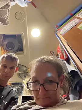 ILUV2TUCHMYKITTY online show from 12.05.25