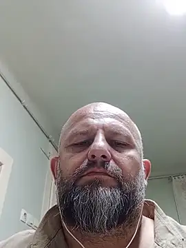 Snapshot of AlexandruCsaba chatting on 06.16.26 AlexandruCsaba online show from 06.16.26