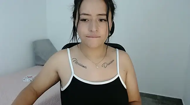 jjulietha95 online show from 12.04.24