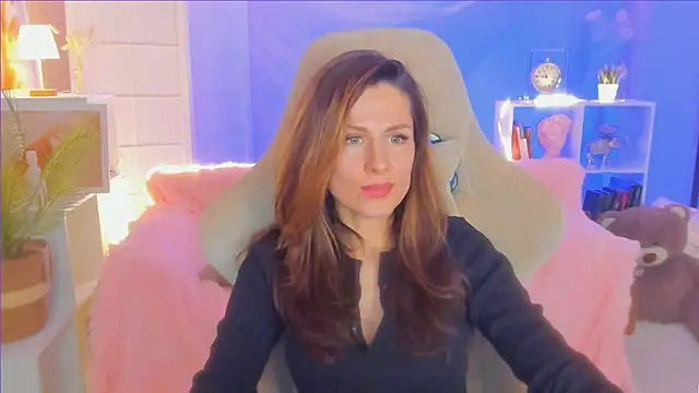 April o Nill online show from 02.24.25