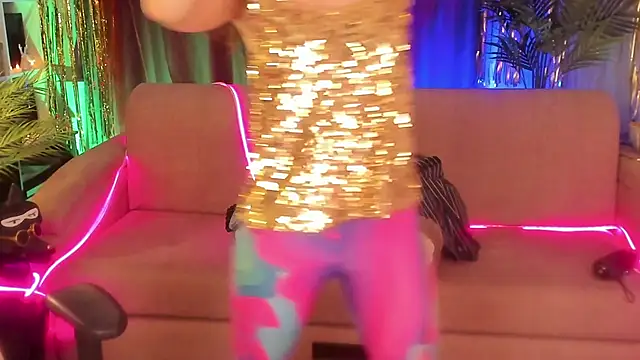 April o Nill online show from 01.06.26