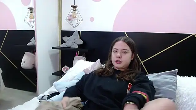Snapshot of DanniAbbey chatting on 01.27.25 DanniAbbey online show from 01.27.25