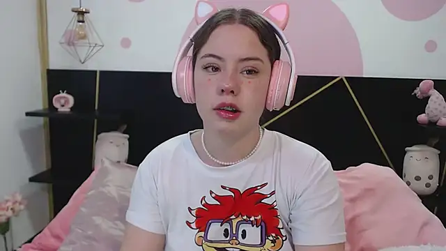 Snapshot of DanniAbbey chatting on 02.22.25 DanniAbbey online show from 02.22.25