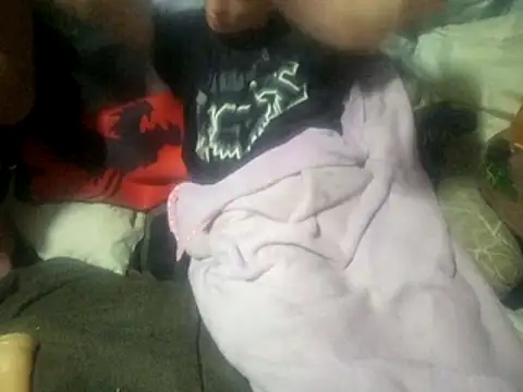 AwesomeUs online show from 04.24.26