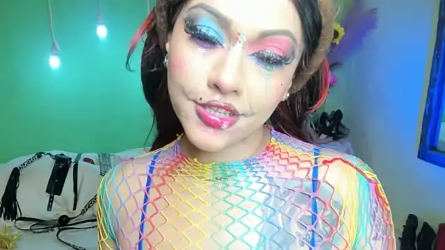 angelina james  online show from 10.14.25