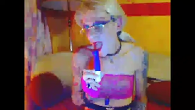 Snapshot of cuxladyboy chatting on 07.15.26 cuxladyboy online show from 07.15.26