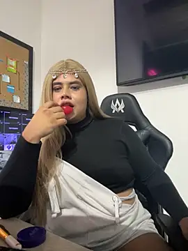 Tom Silver   online show from 10.03.25