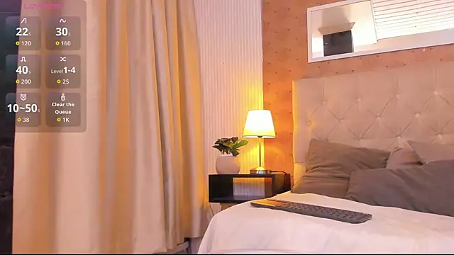 zoe alanaa online show from 10.19.25