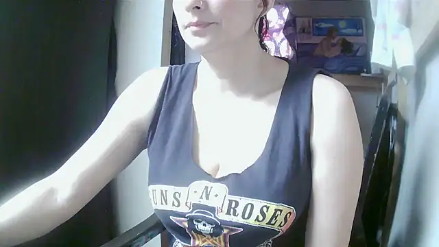 Snapshot of Jennys_room_77 chatting on 07.07.26 Jennys room 77 online show from 07.07.26