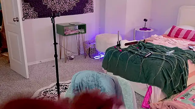 Snapshot of MissyRoulette chatting on 01.05.25 MissyRoulette online show from 01.05.25