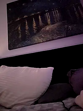 Snapshot of MissyRoulette chatting on 10.08.25 MissyRoulette online show from 10.08.25