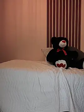  Shara Handal  online show from 02.09.25