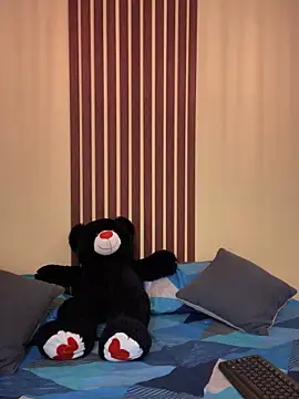  Shara Handal  online show from 10.01.25