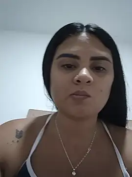 Snapshot of sexy-latin10 chatting on 06.23.26 sexy-latin10 online show from 06.23.26