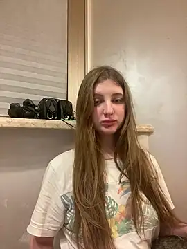 MollyDolle online show from 04.01.26