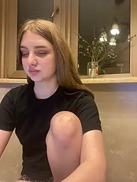 MollyDolle online show from 04.05.26