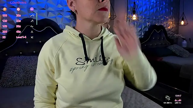 BarbaraTyleer online show from 09.18.25