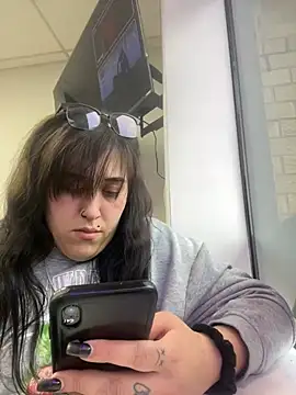 ThicBunz online show from 03.17.25