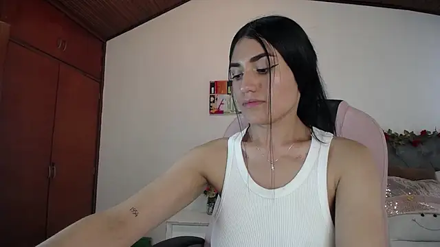 Alheli 16 online show from 12.13.24